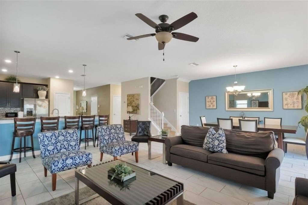 8901 Stunning 5BD 5BA Home in Champions Gate view 5