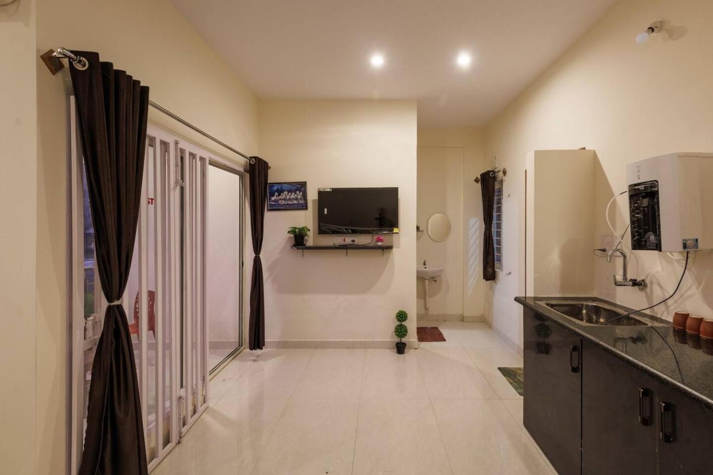Nandi skandagiri stay