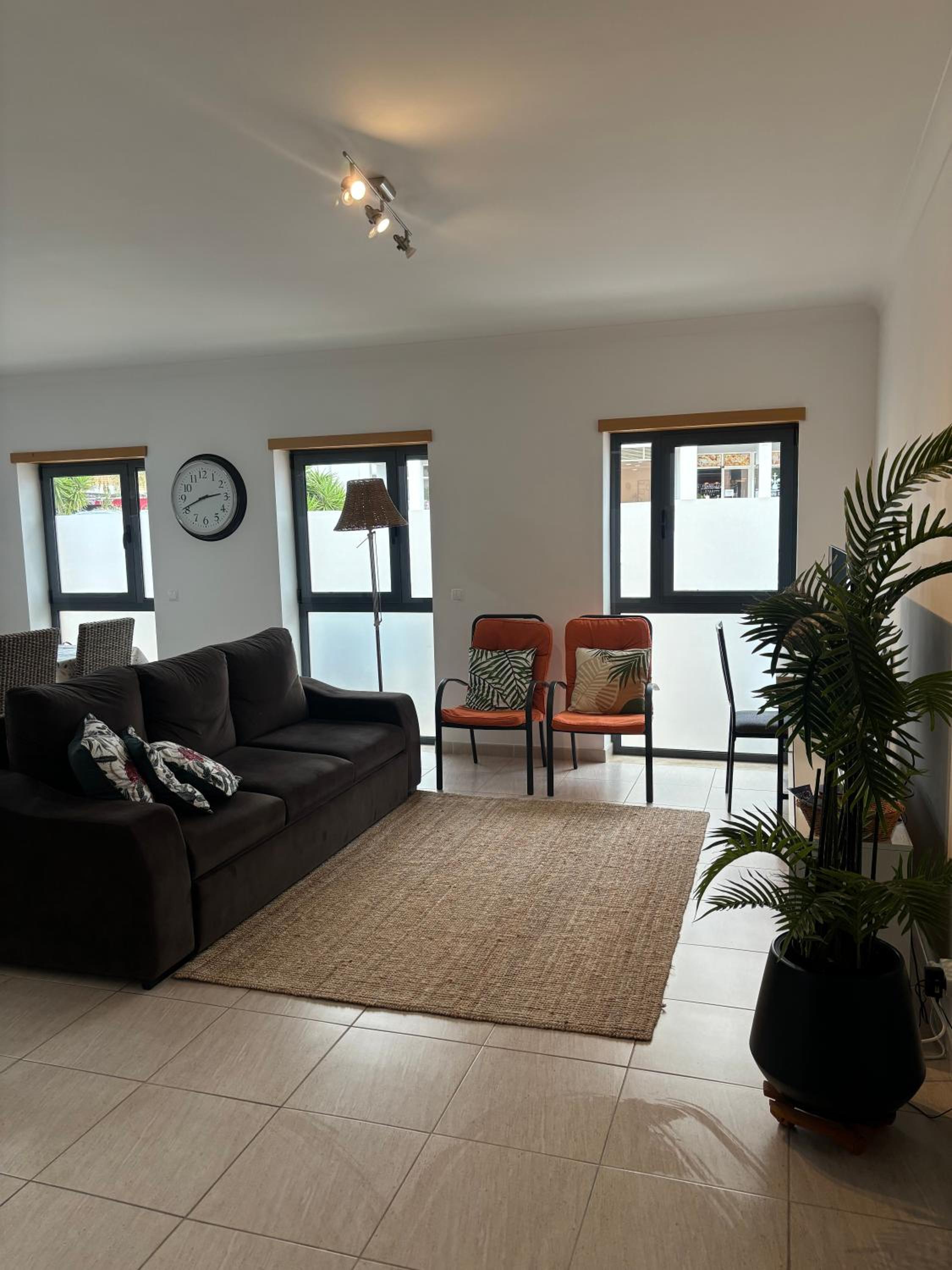 AHS Sweet Home Spacious 2 bed, 5 min Algarve beach