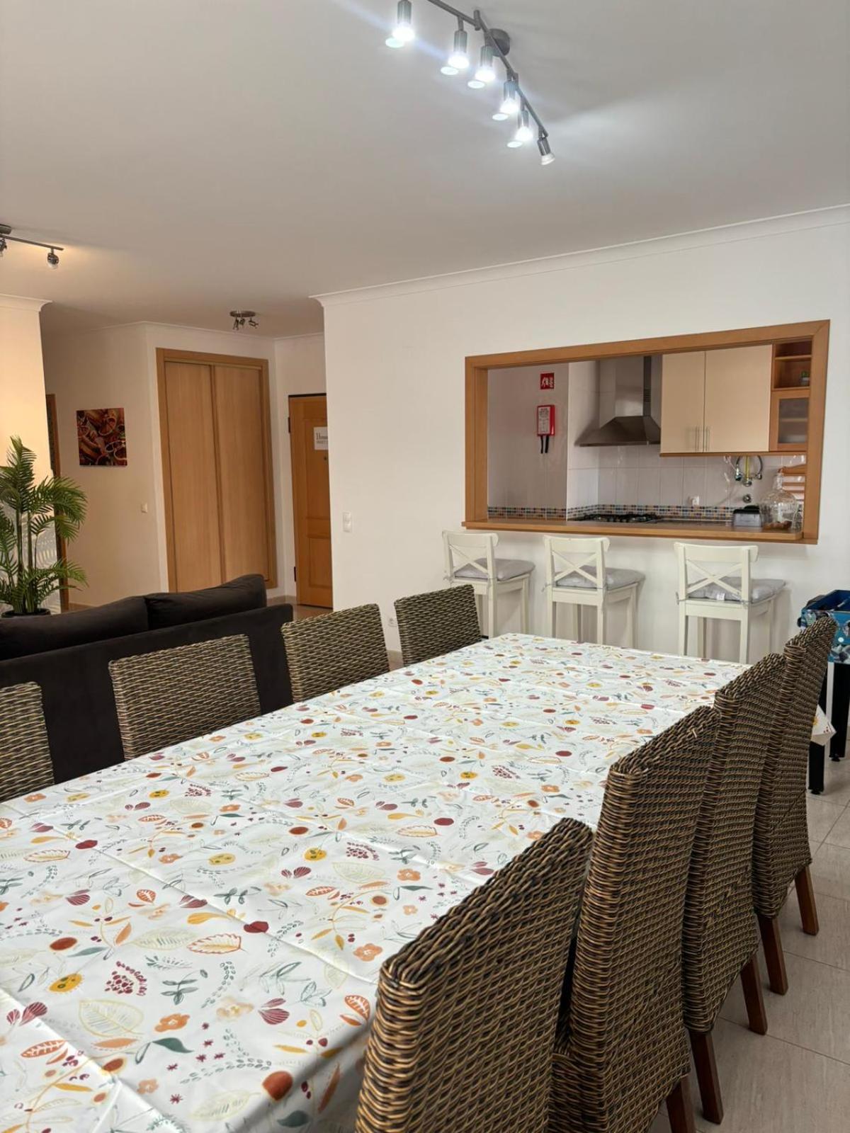 AHS Sweet Home Spacious 2 bed, 5 min Algarve beach