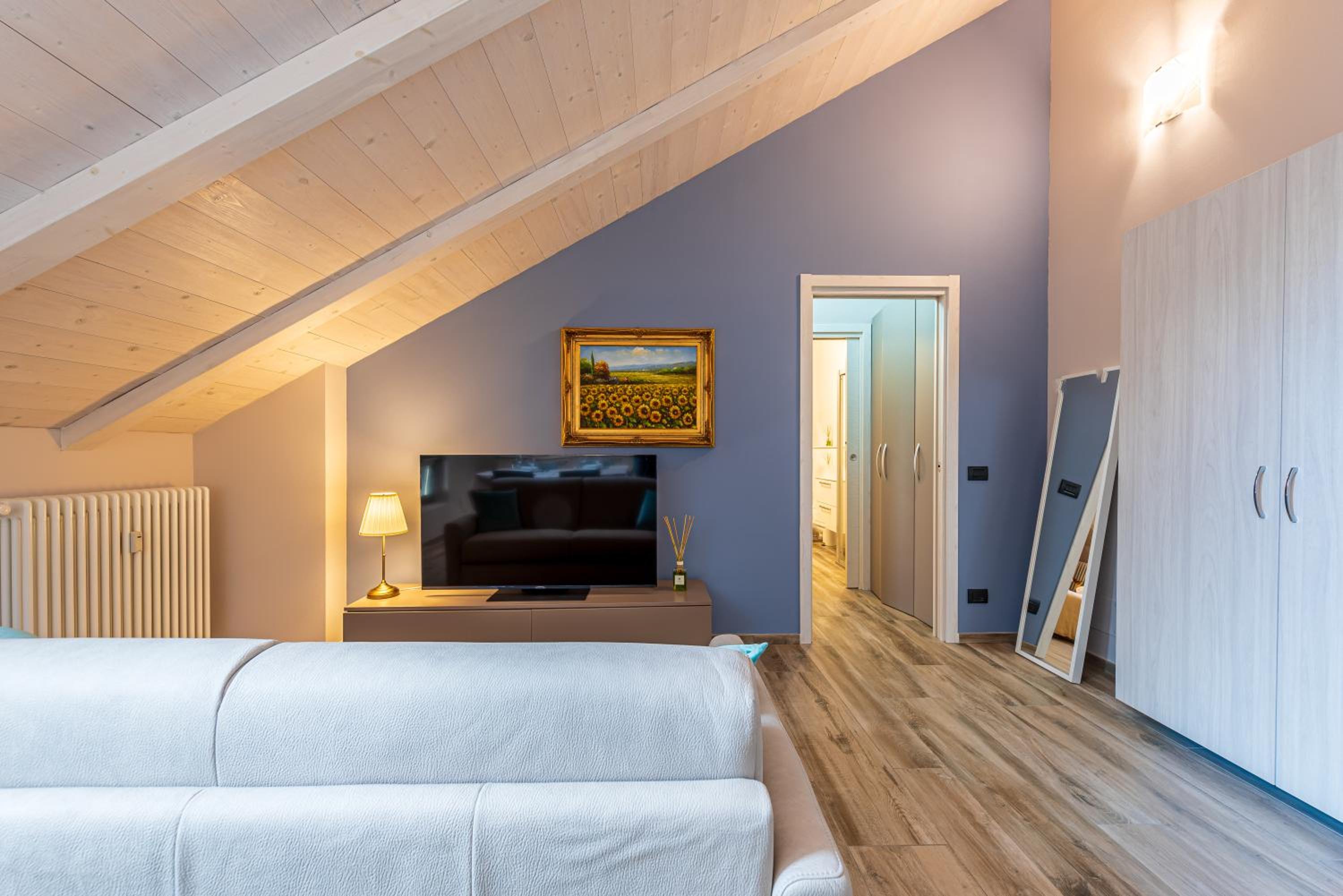 Saint Paul Deluxe Apartments, Alba view 4