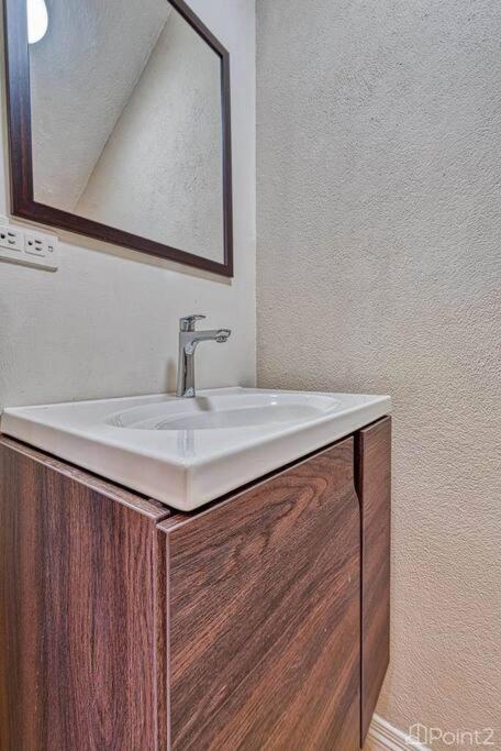 2 Bedroom Vacation Rental in Paradise steps from beach!