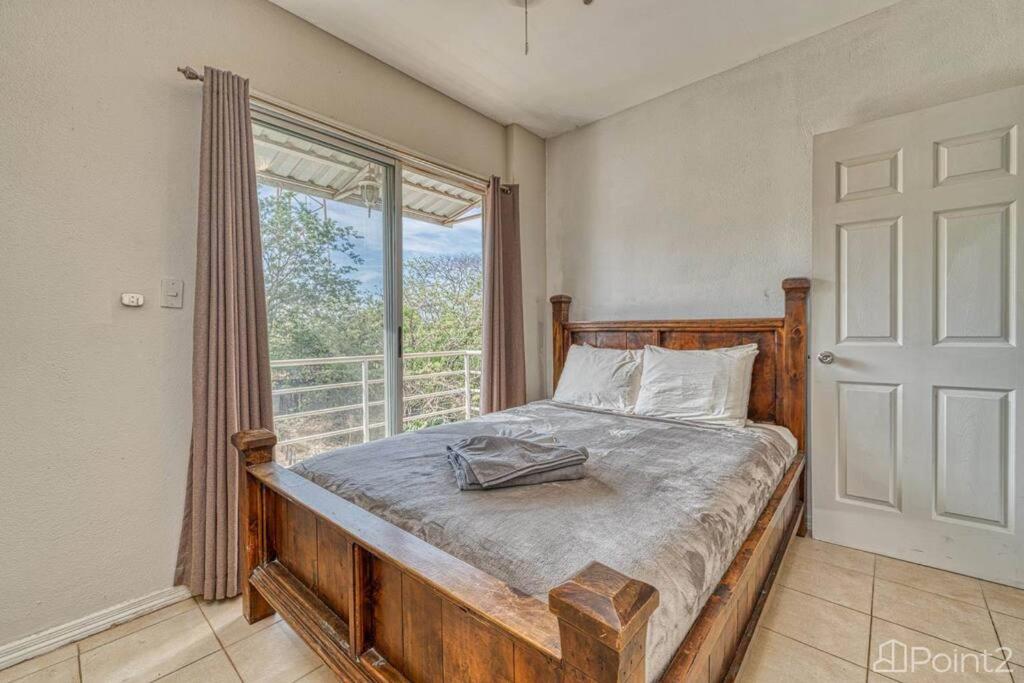 2 Bedroom Vacation Rental in Paradise steps from beach!