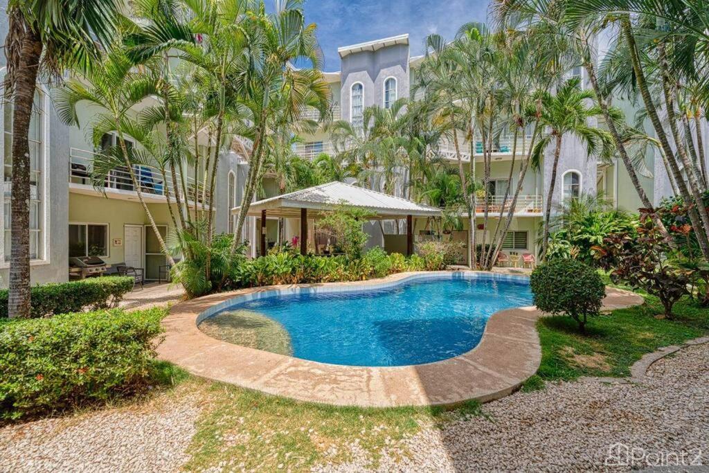 2 Bedroom Vacation Rental in Paradise steps from beach!