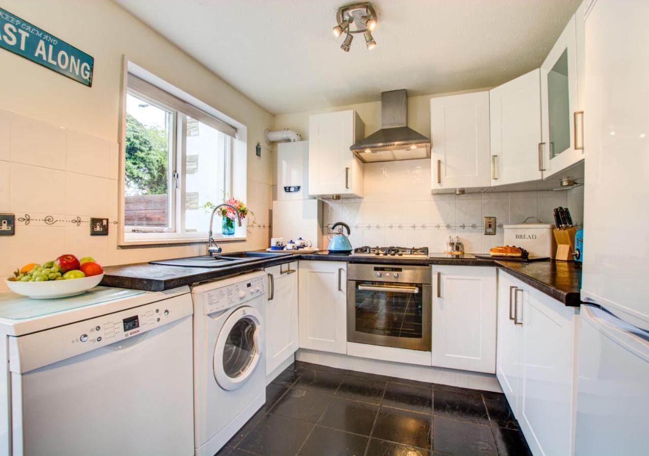 2 Bed in Padstow oc-p00390