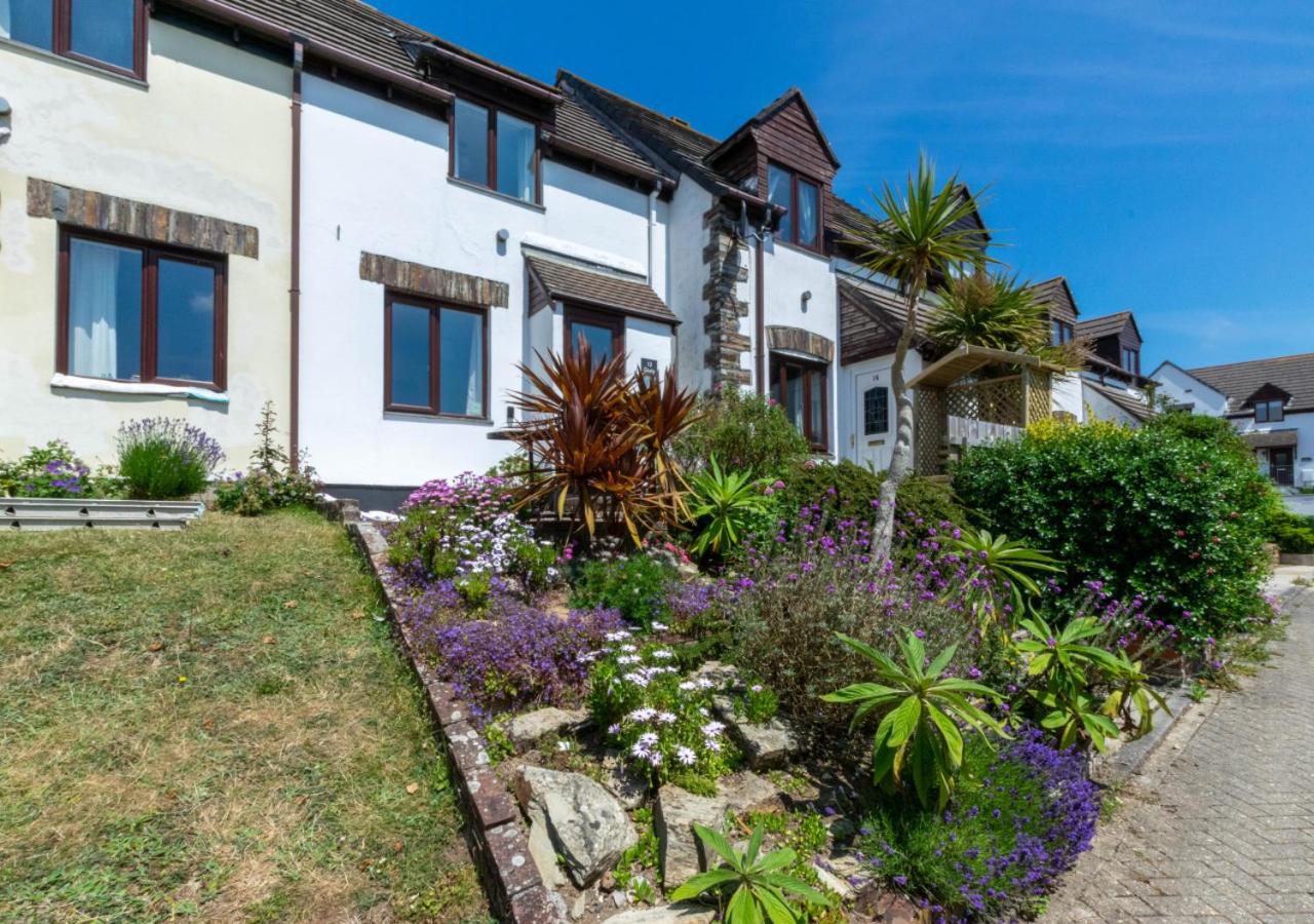 2 Bed in Padstow oc-p00390