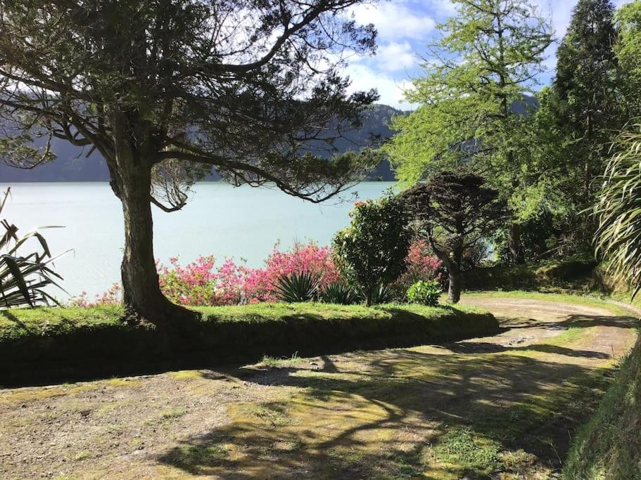 Furnas Lake Cottage