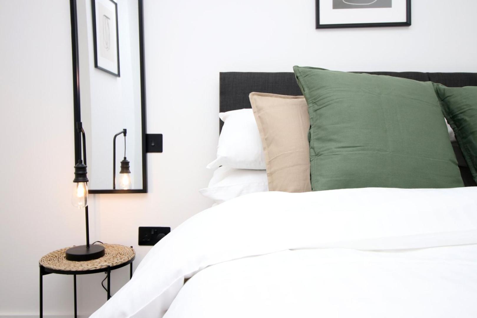 2 BR with Free Parking view 3