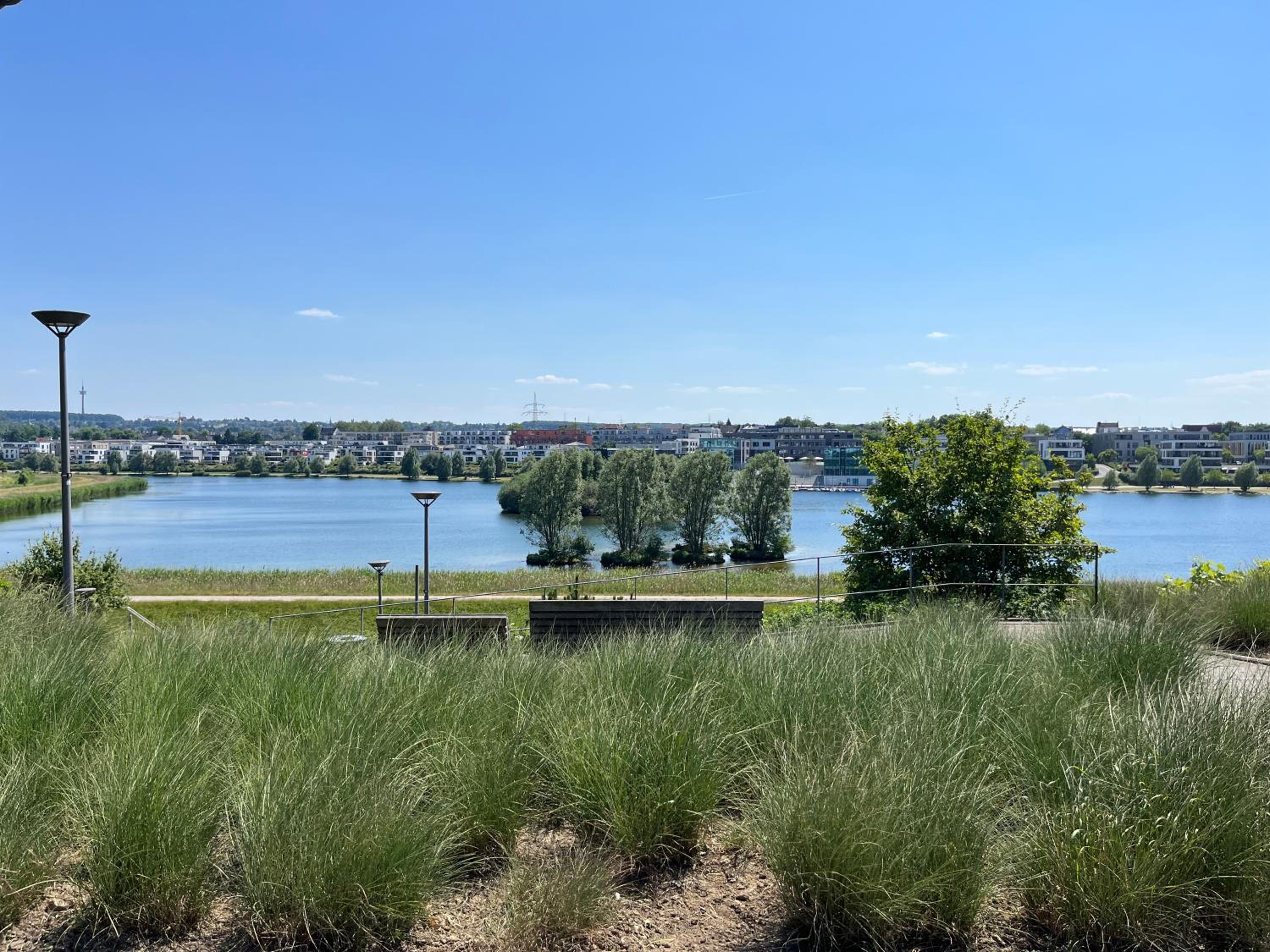 Haus mit Panoramablick auf den Phönixsee