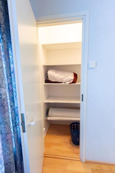 Rivitalokaksio 52m2 Sauna, Autokatospaikka, Pyykinpesukone, Ilmastointi