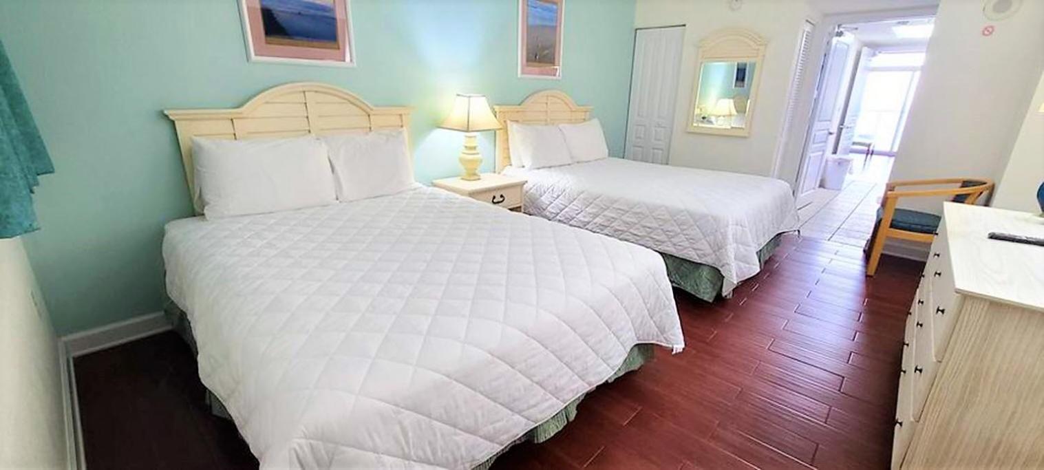 Bay Watch III 10th Floor OCEANFRONT 1bed/1bath Sleeps 8 view 2