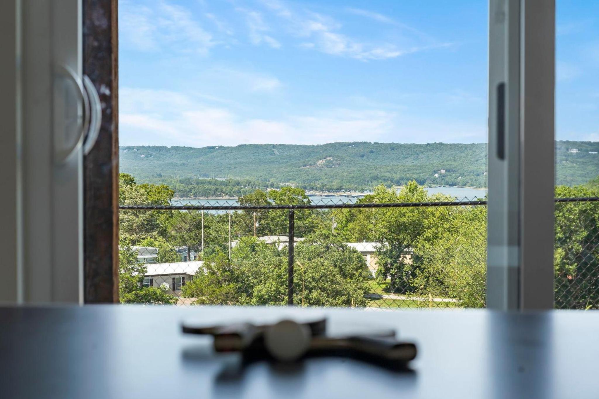 Laketopia Lodge