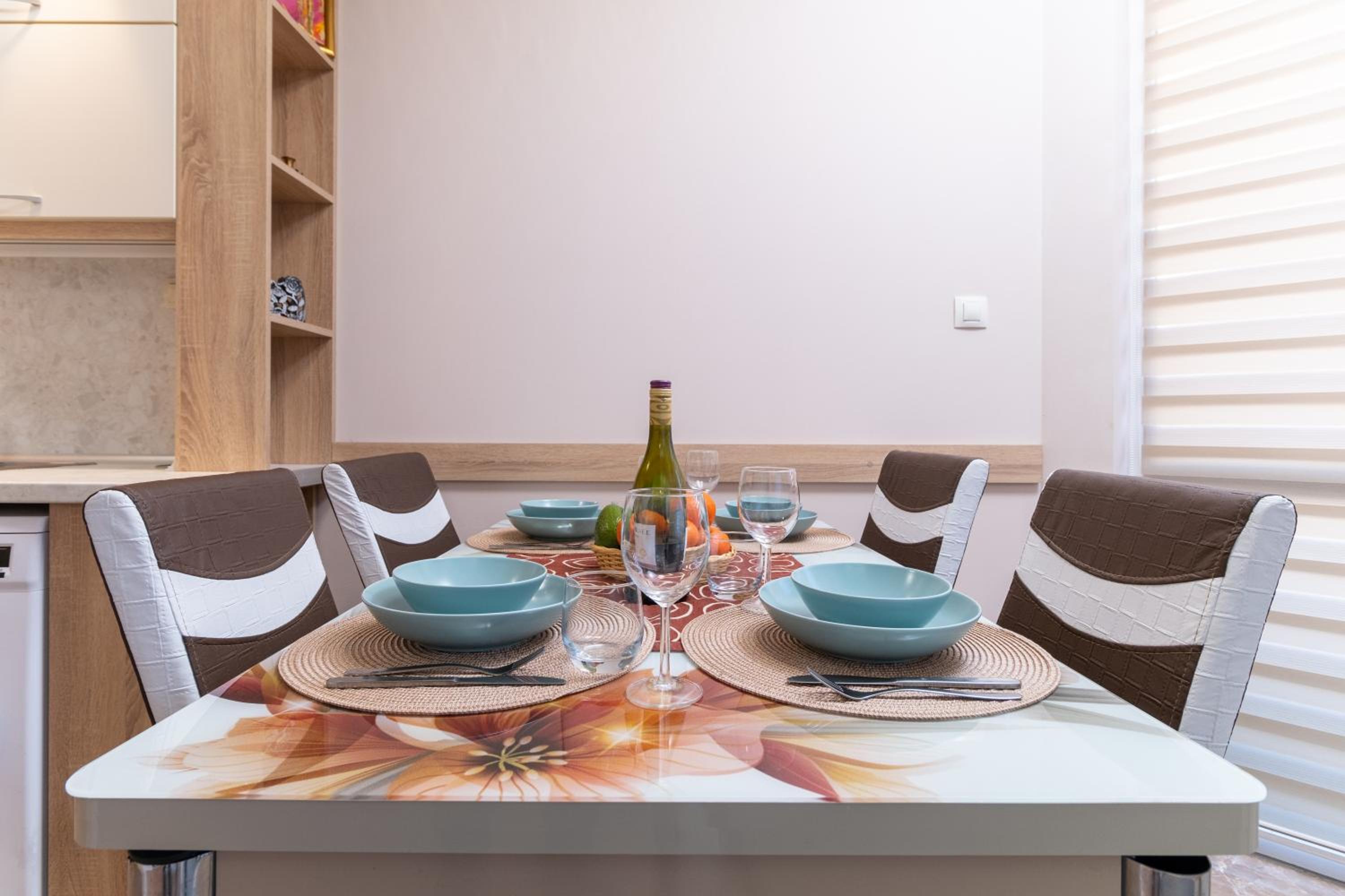 Comfortable 2BR Urban Getaway in City Center by Flat Mаnager