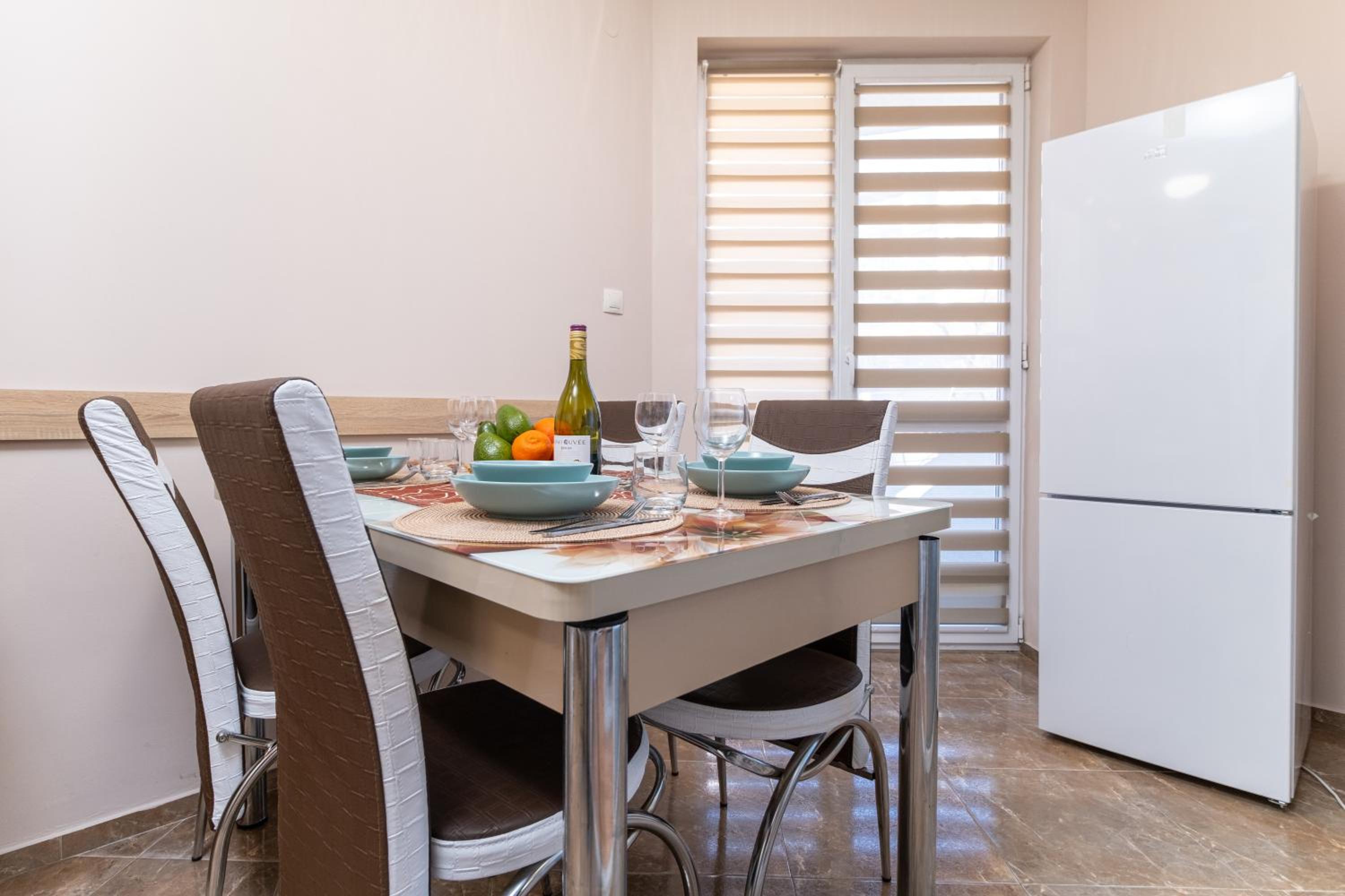 Comfortable 2BR Urban Getaway in City Center by Flat Mаnager