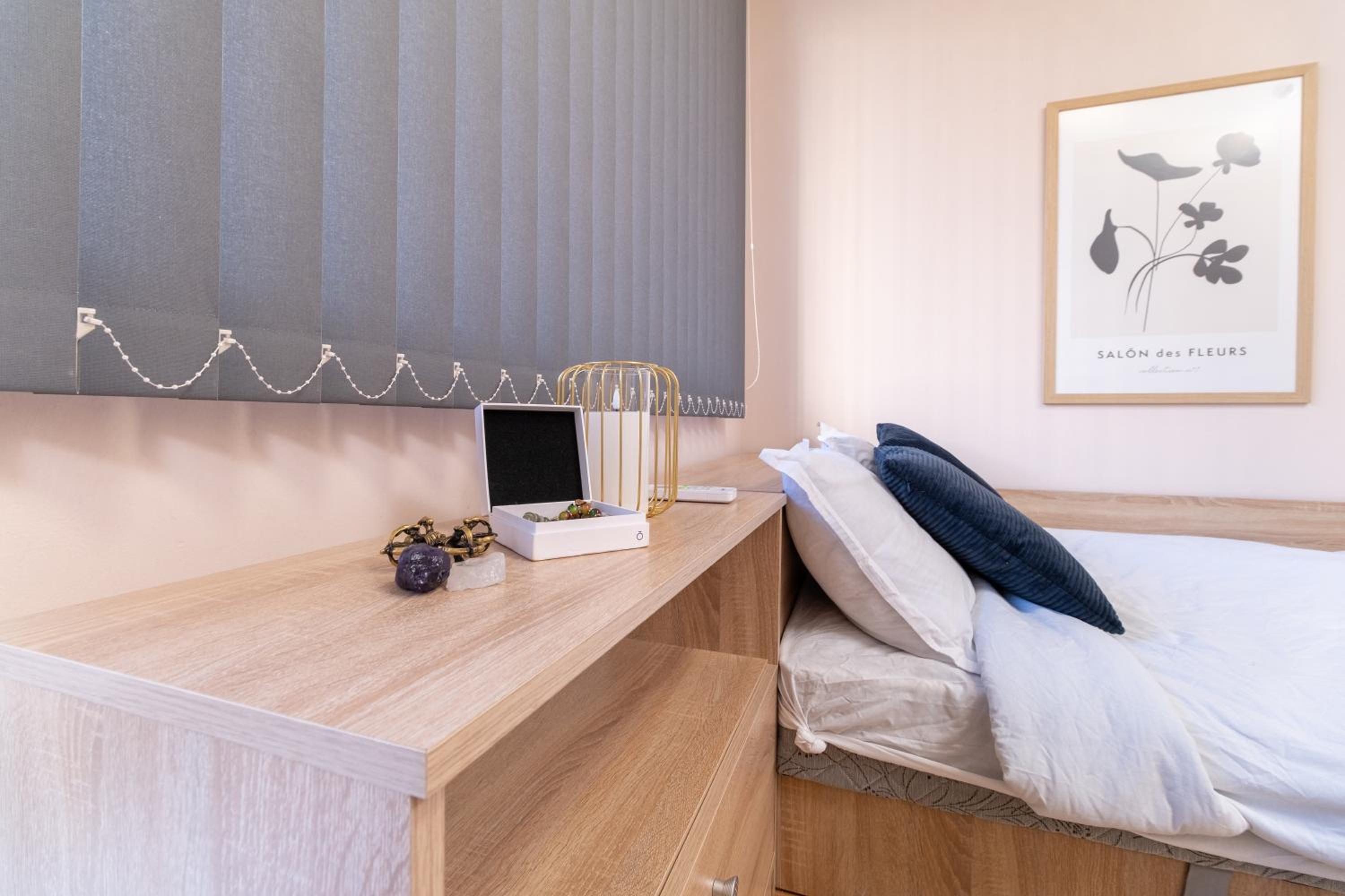 Comfortable 2BR Urban Getaway in City Center by Flat Mаnager