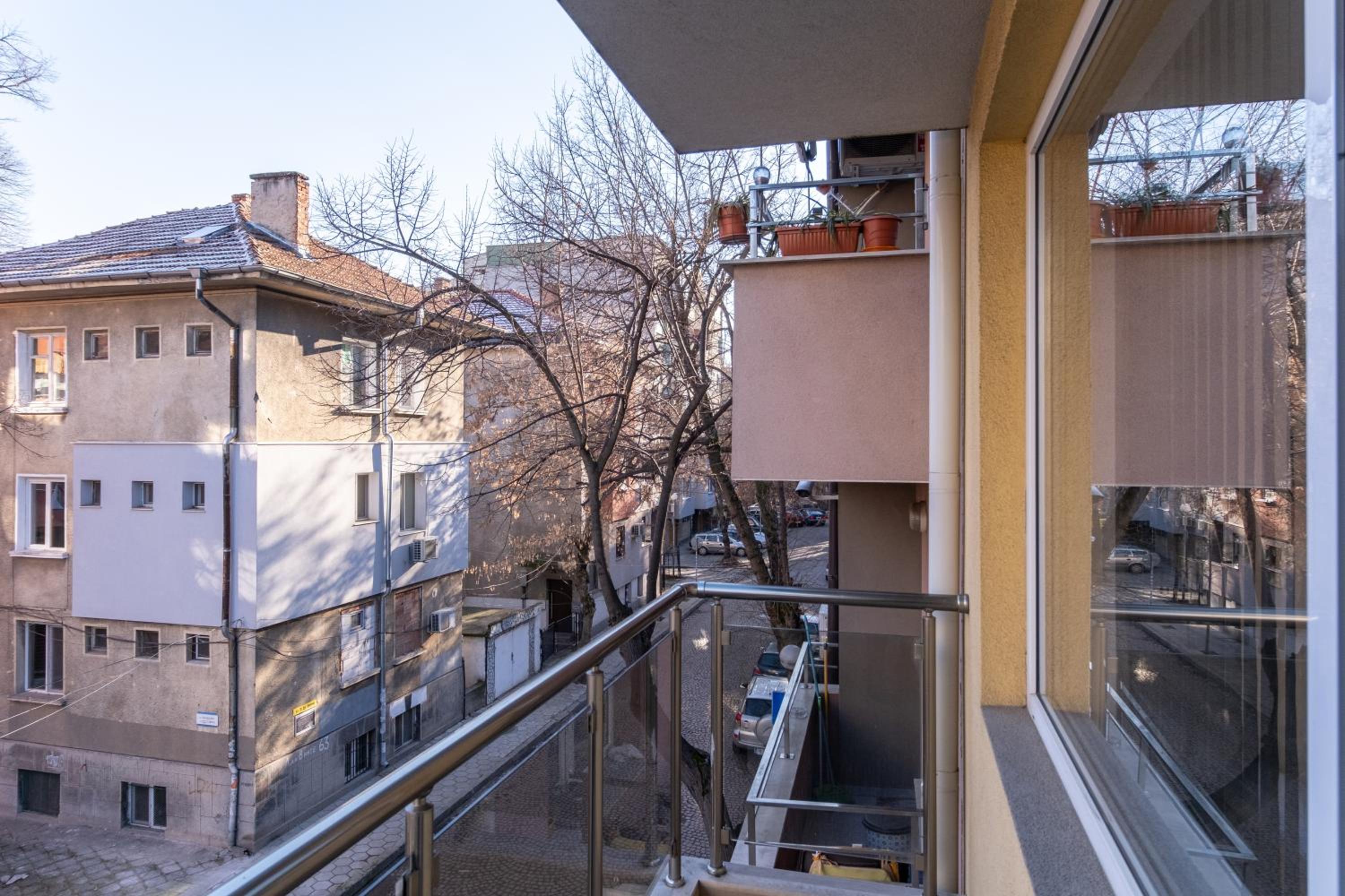 Comfortable 2BR Urban Getaway in City Center by Flat Mаnager