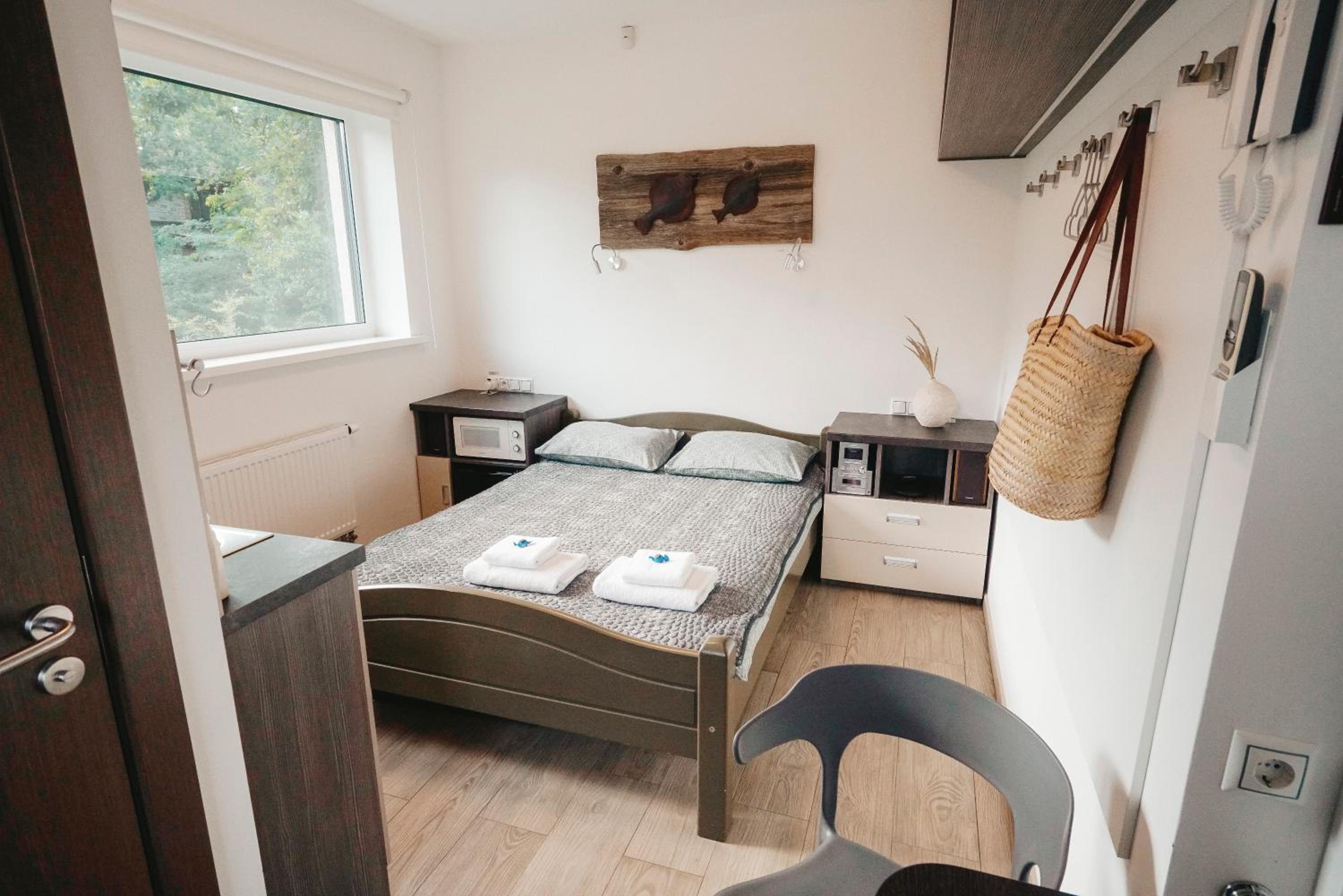Seaside Studio Apartment THE RED FISH view 5