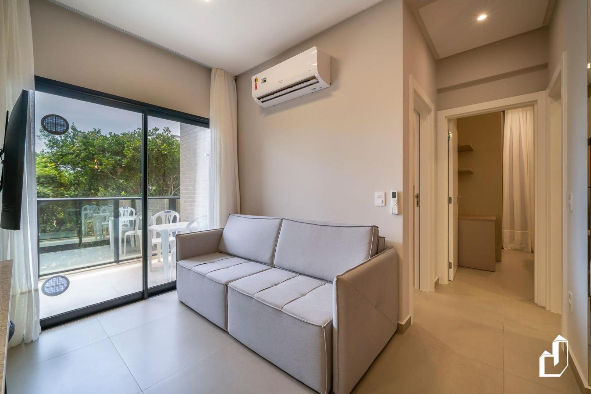 Lindo apartamento com 02 dormitórios
