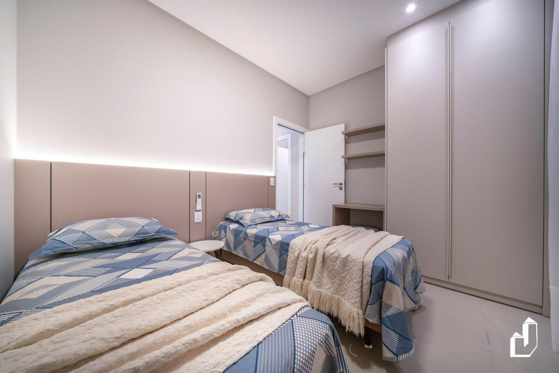 Lindo apartamento com 02 dormitórios