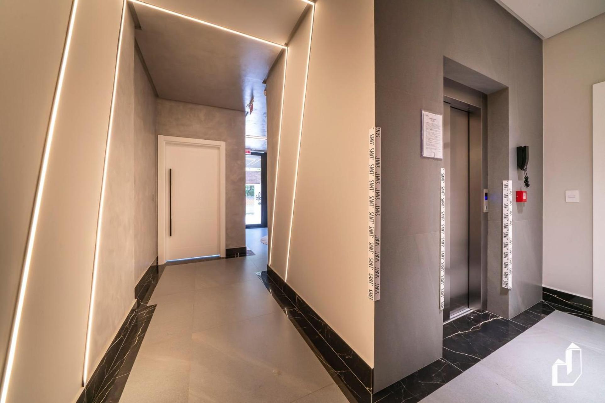 Lindo apartamento com 02 dormitórios