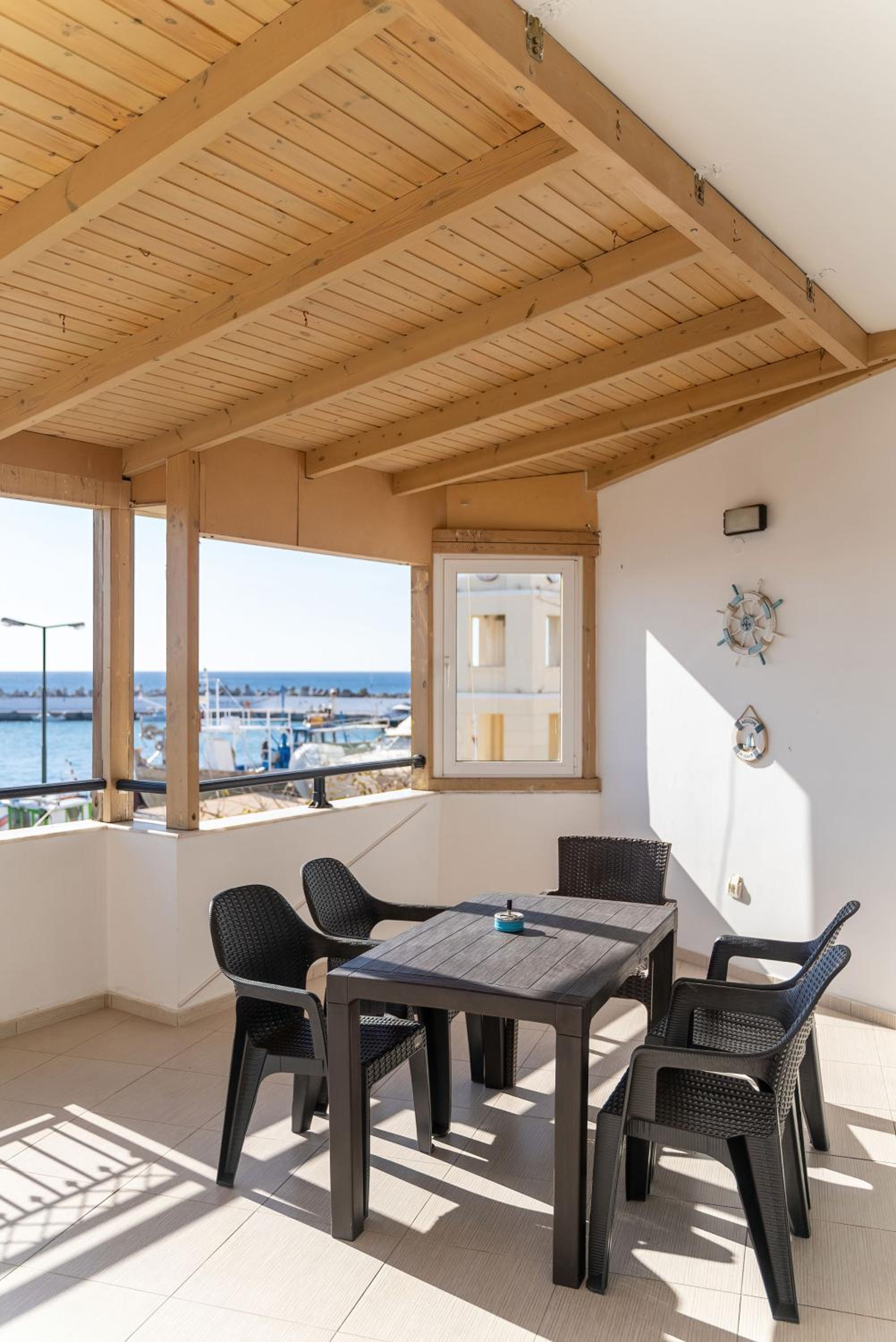 Port house with amazing sea view and jacuzzi view 2