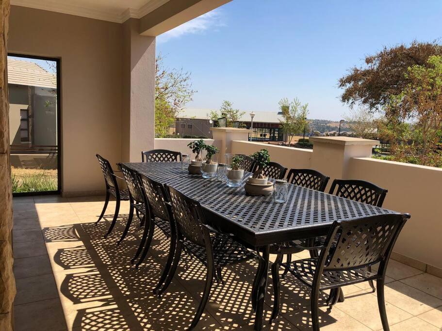 Golf Suites @ Copperleaf view 4