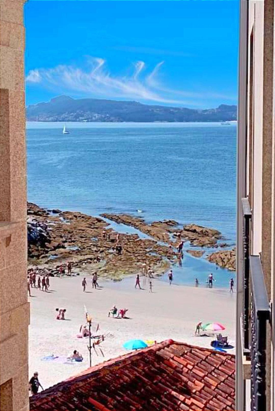1ª línea playa de Silgar en Sanxenxo, a 20 pasos view 3