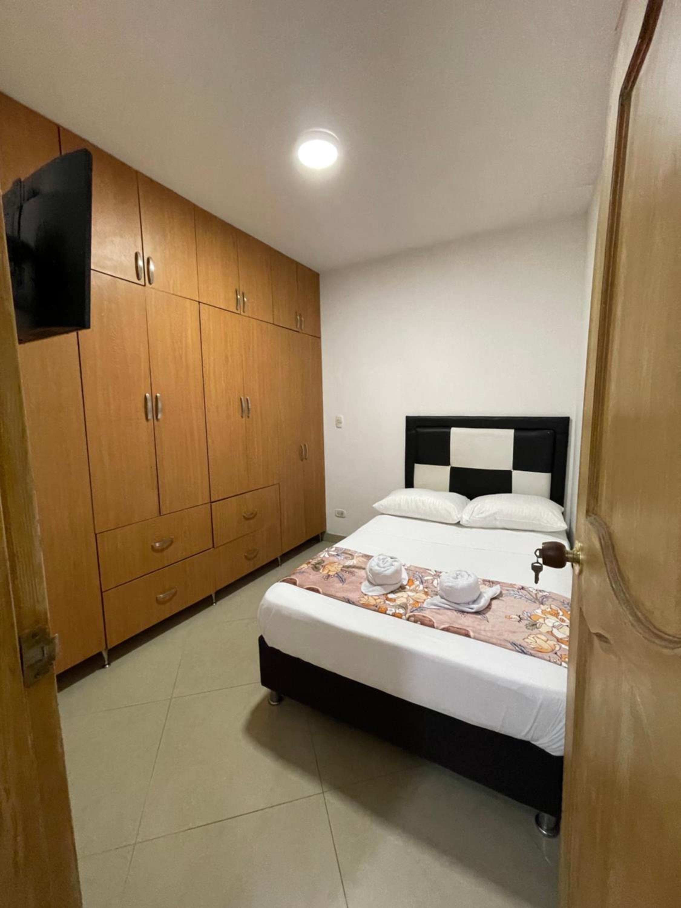 Apartamento 301 Calle Principal