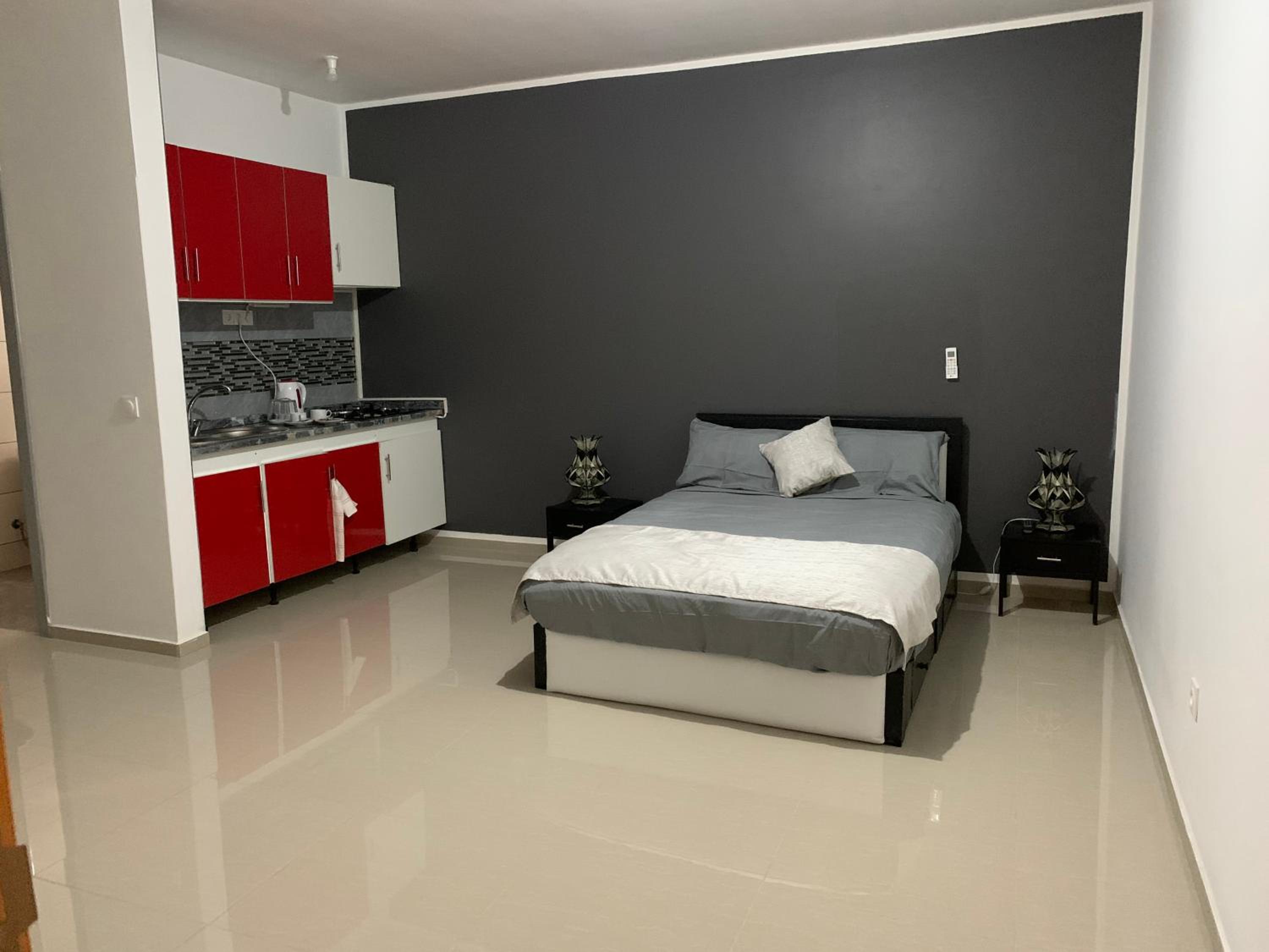 J Martins Apart Hotel