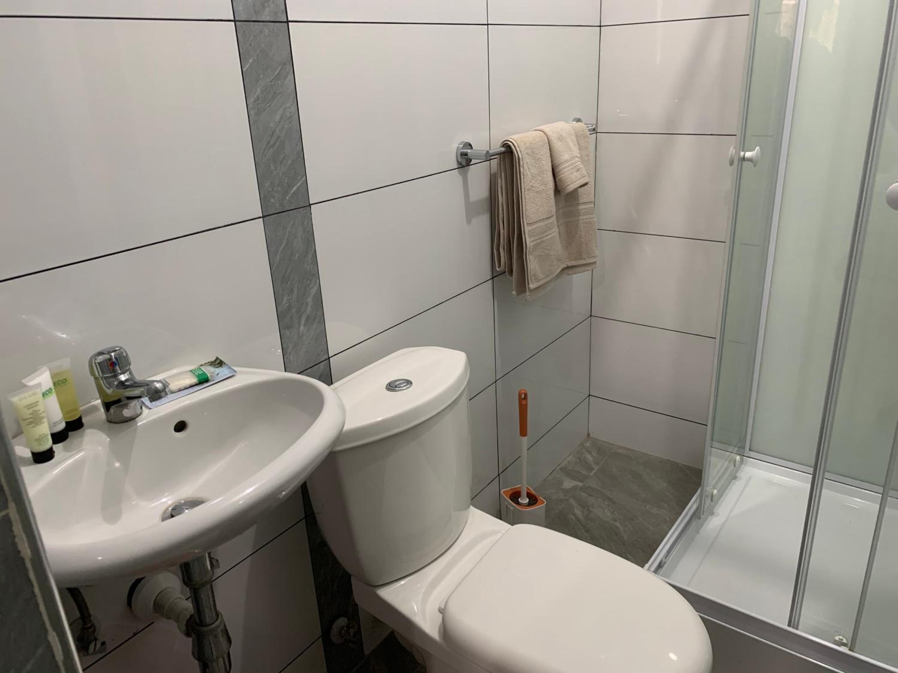 J Martins Apart Hotel