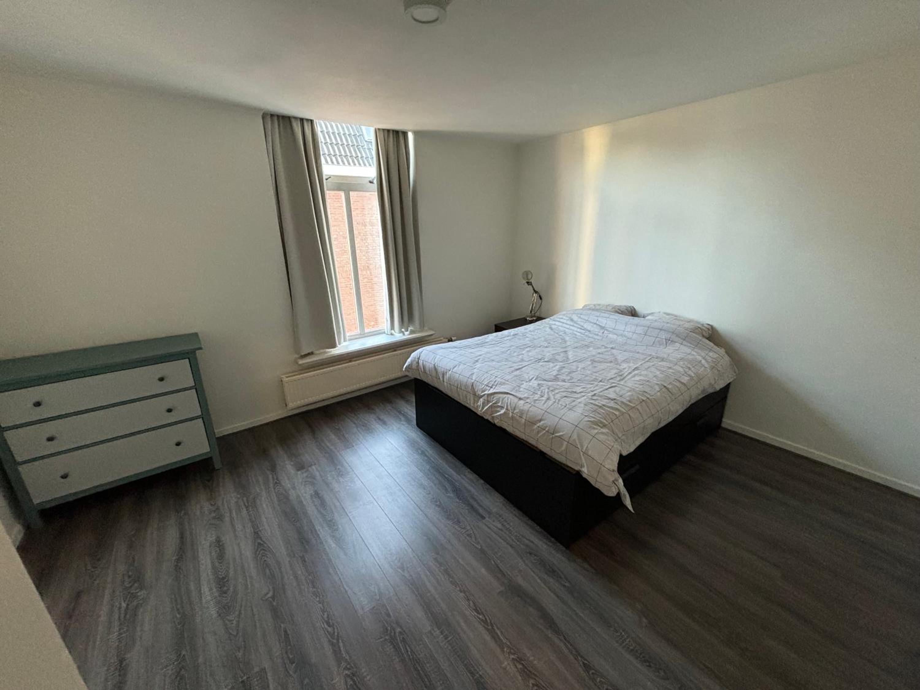 88 11City Appartement with Private free parking view 2