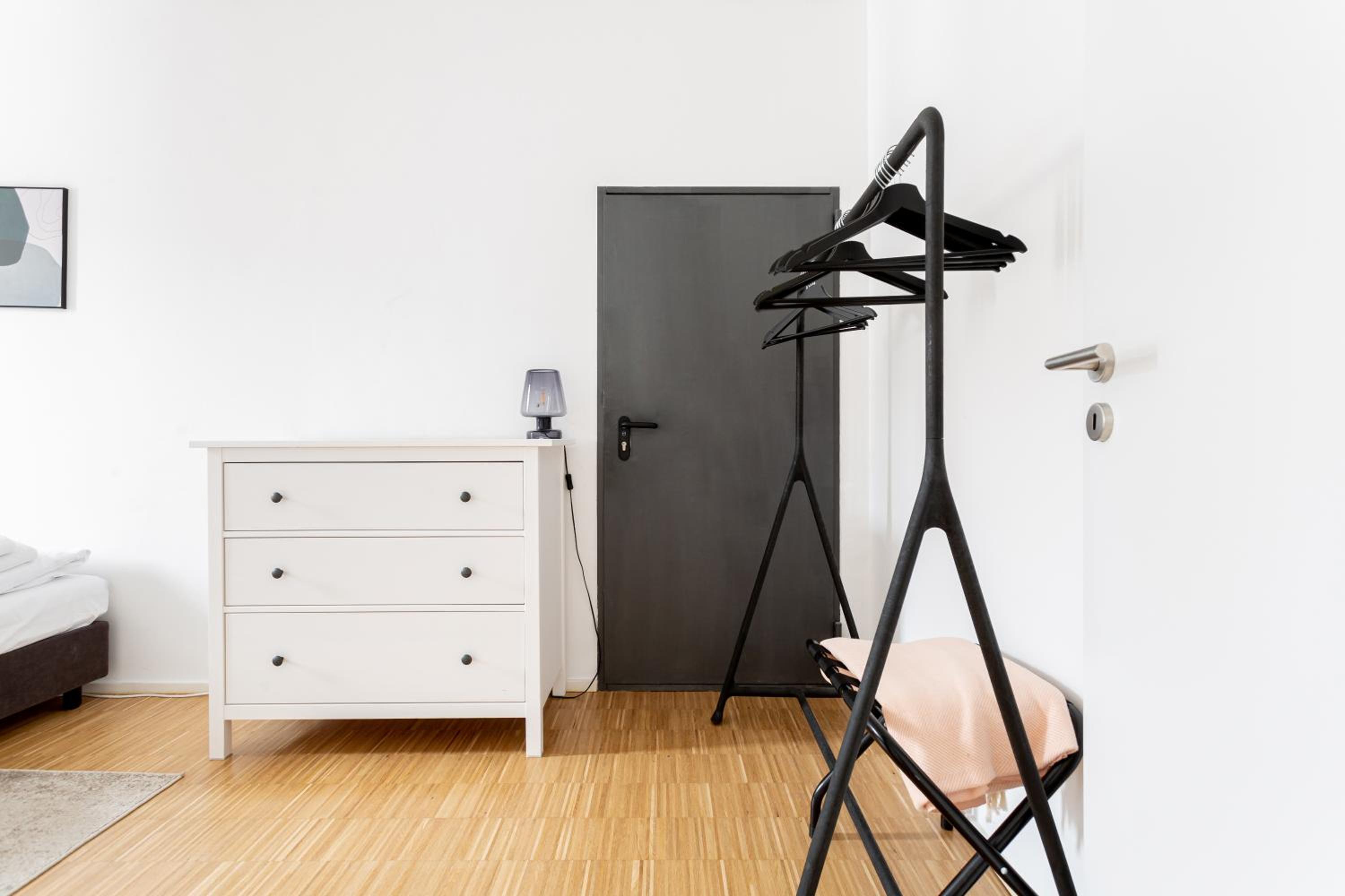 Global Living - Design Apartment I Central I Smart-TV I Kitchen I Berlin
