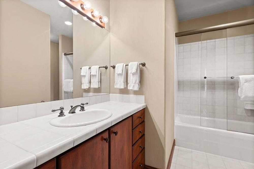 Foto 20 de 26 de 315 Park Avenue, Luxury Townhouse with River Views in Aspen