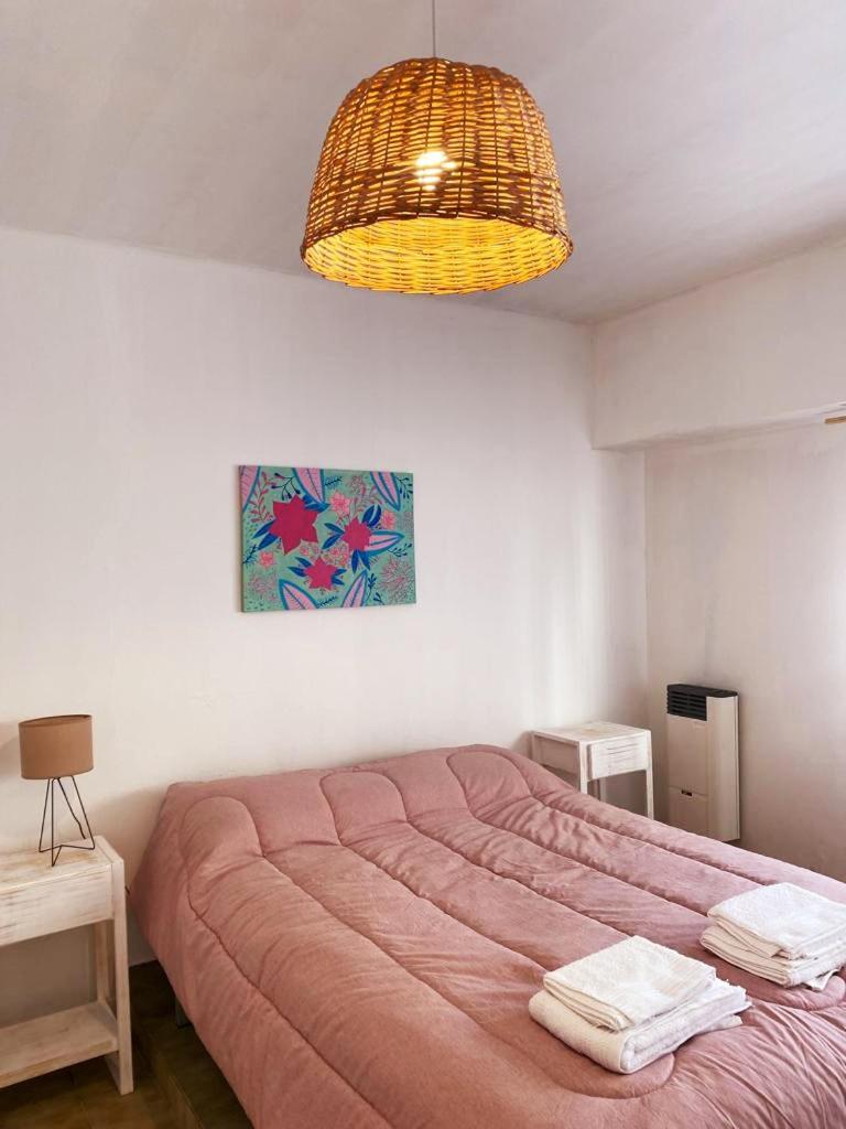 PISO UNO Depto SUPER GRANDE con Living Comedor y Dormitorio PET FRIENDLY No aceptamos huéspedes de Bahía