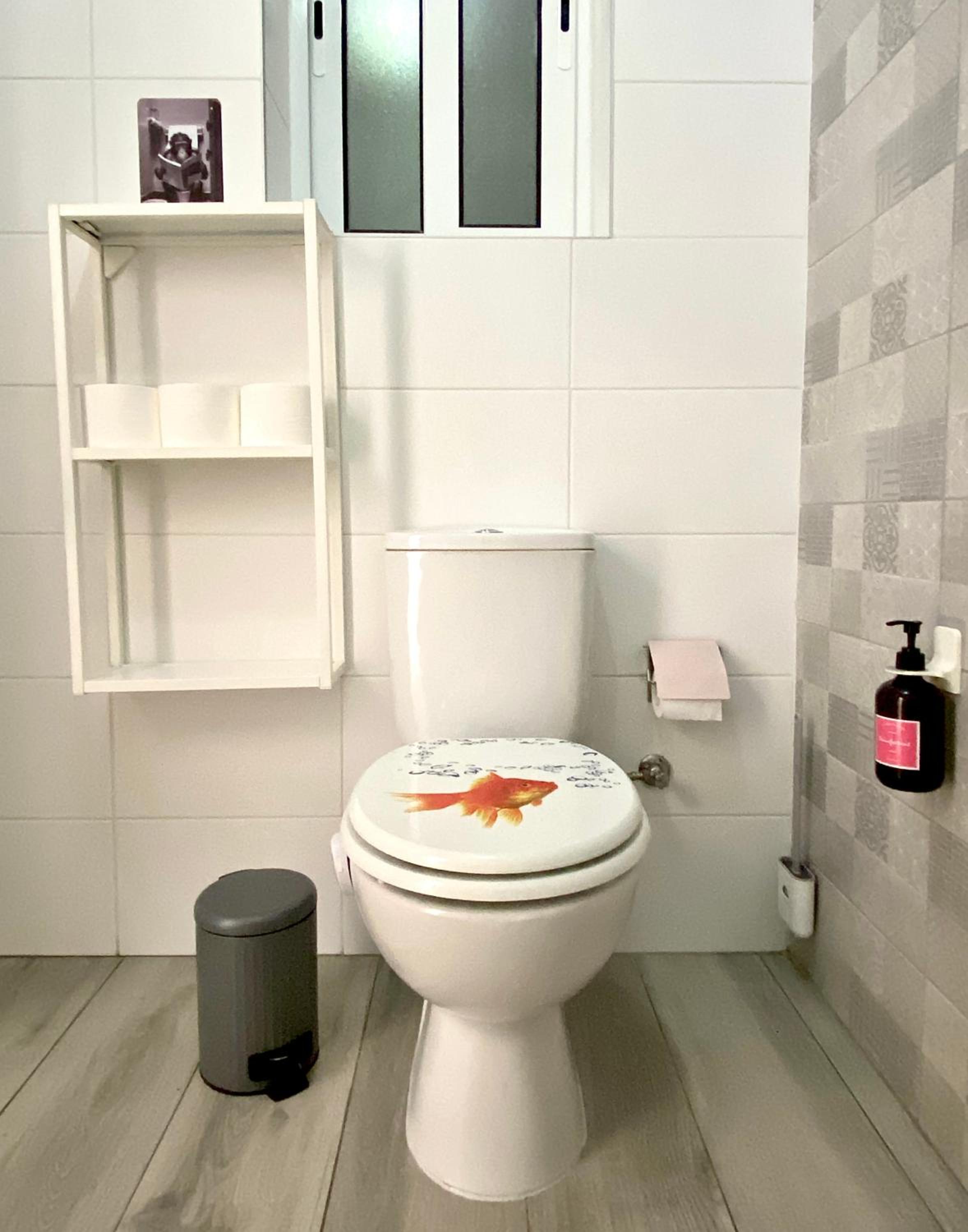 Central Private En-Suite with Balcony in shared residence