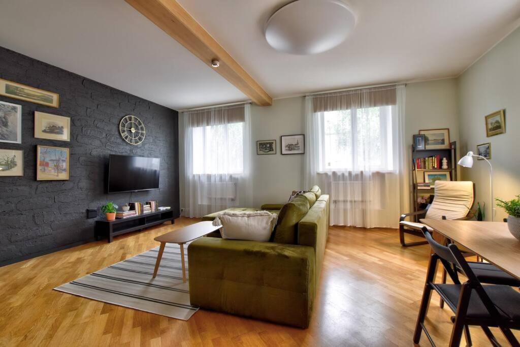 Serene 1BR with Sauna & Private Entrance view 3