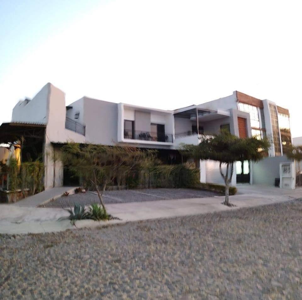 Studios V19 view 4