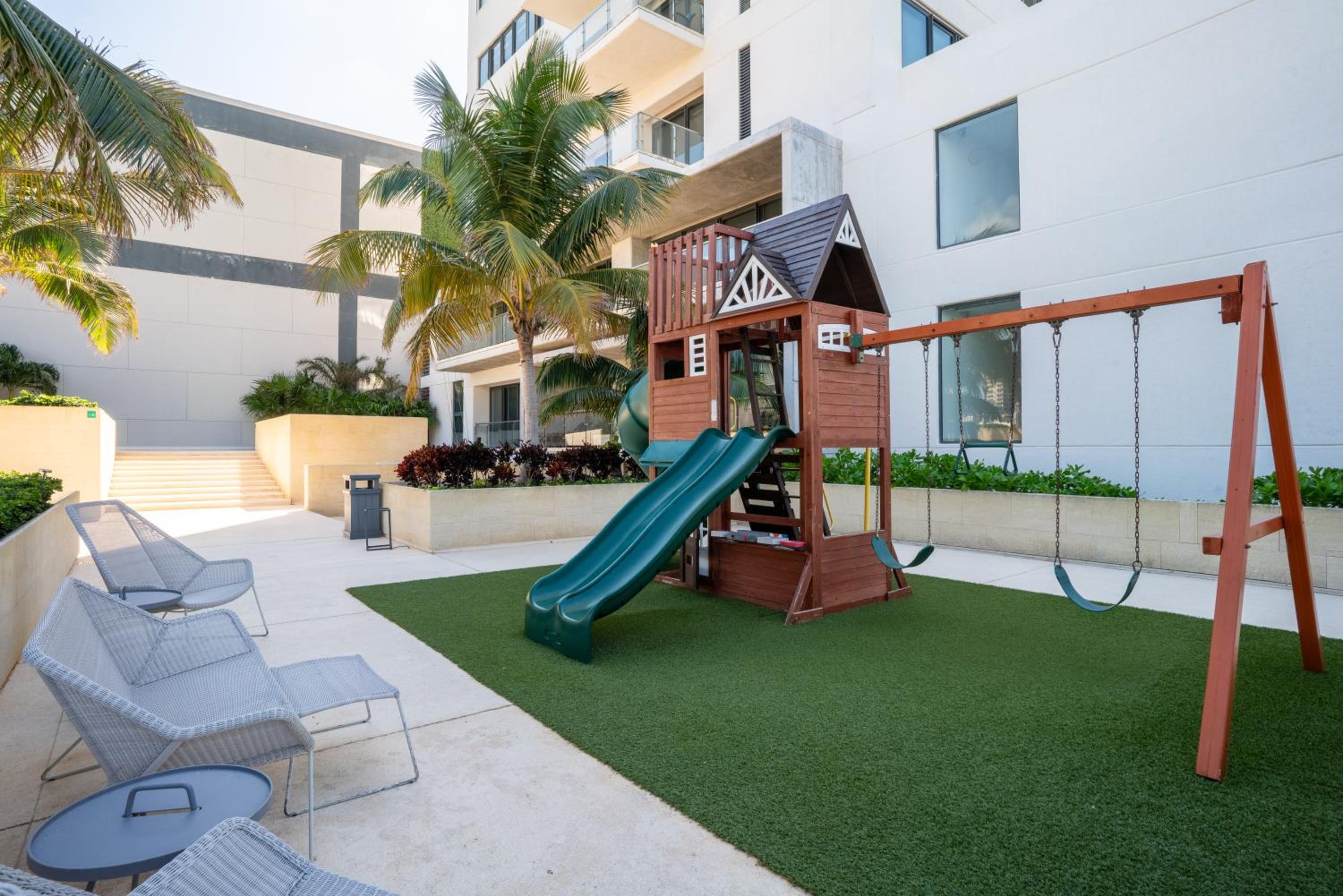 4BR Modern House with Unique Location by Solmar Rentals
