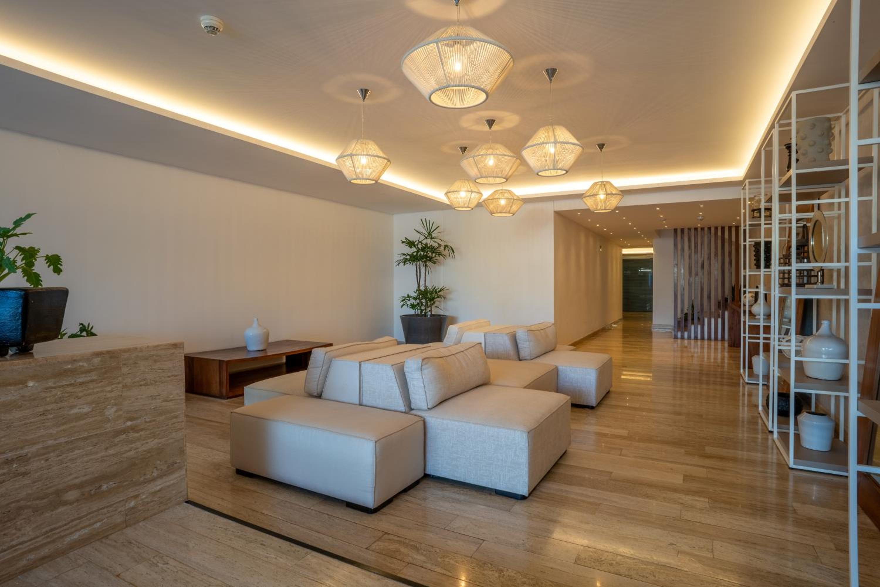 4BR Modern House with Unique Location by Solmar Rentals