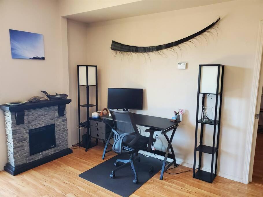 Oceanfront Apartment w/ water access - Property Image 11