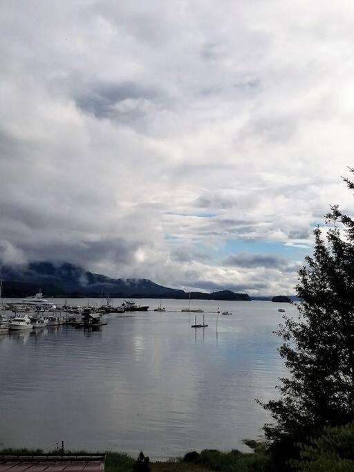 Oceanfront Apartment w/ water access - Property Image 12