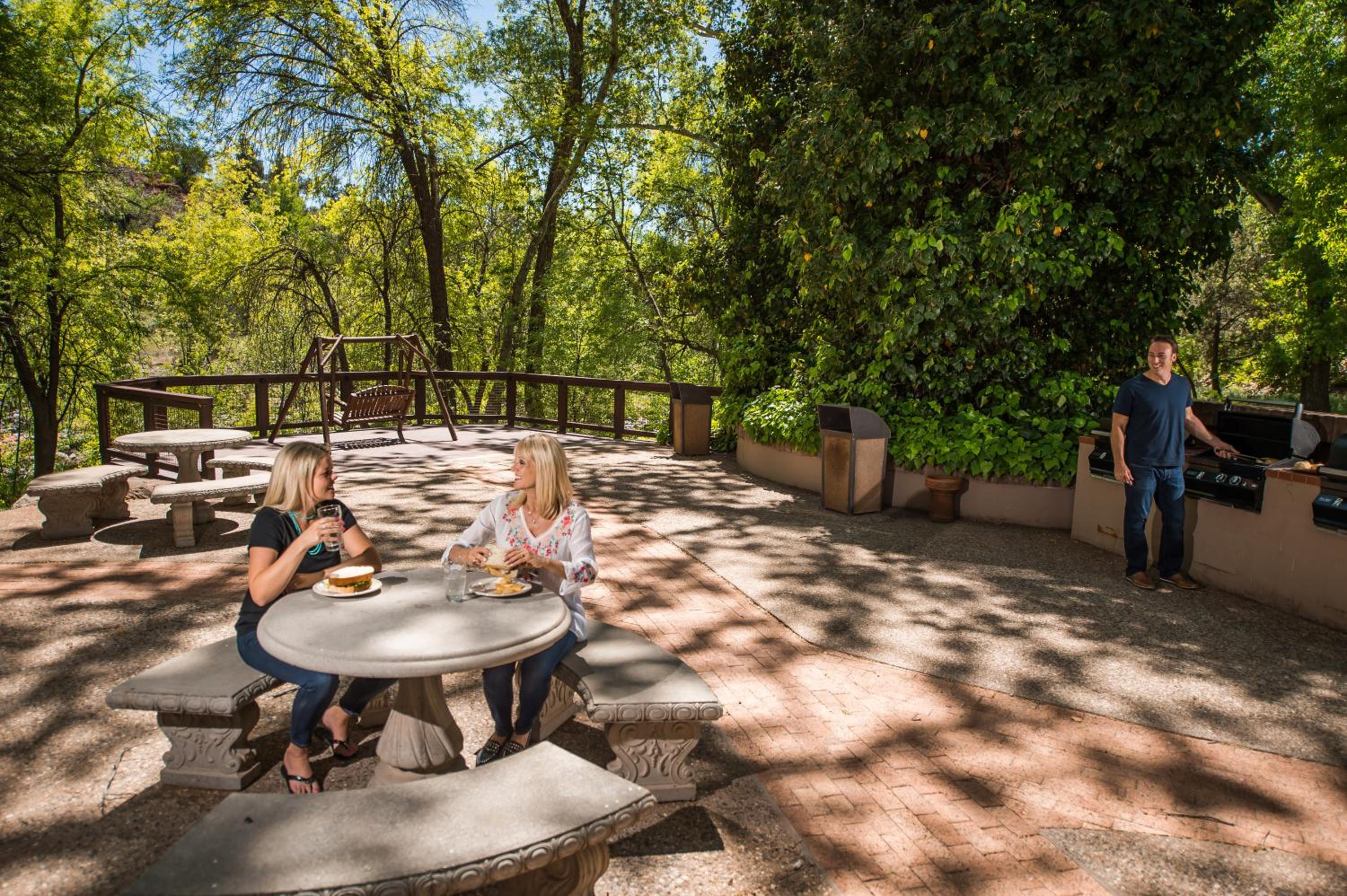 Arroyo Roble Resort at Oak Creek