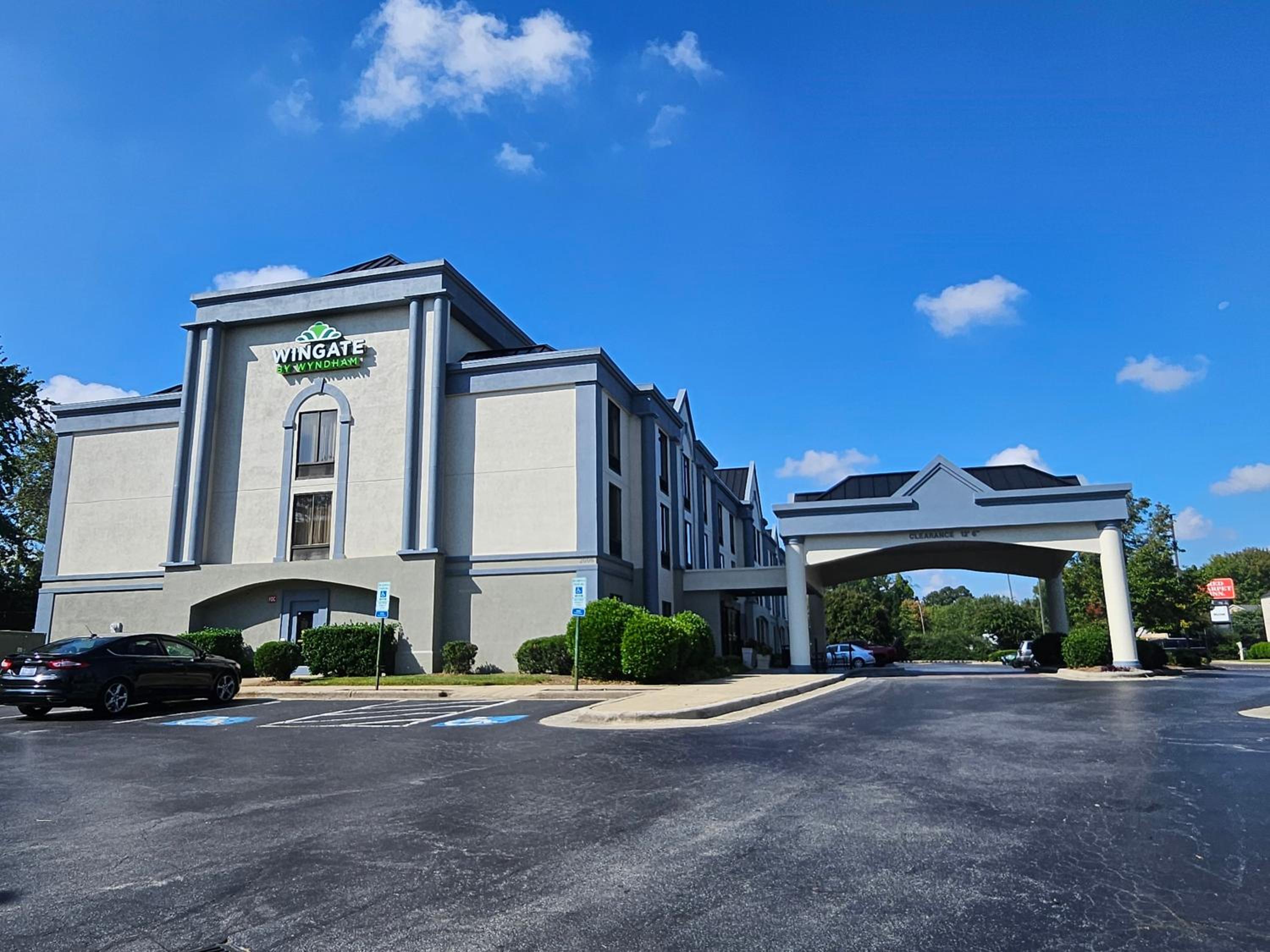 Wingate by Wyndham Greensboro-Coliseum