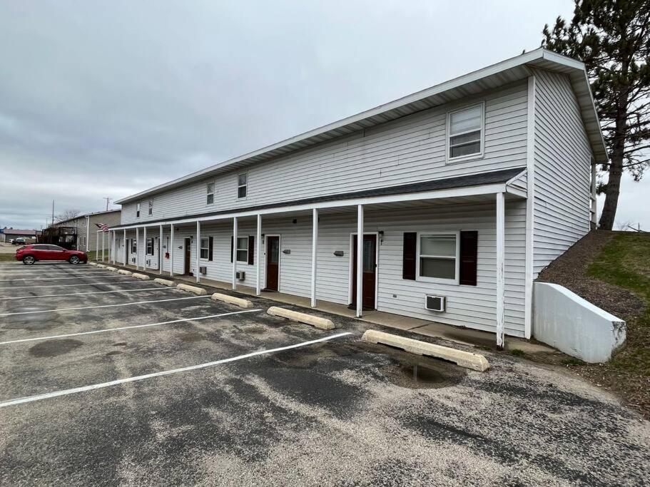 201 E Veterans St Apt F by Patriot Properties