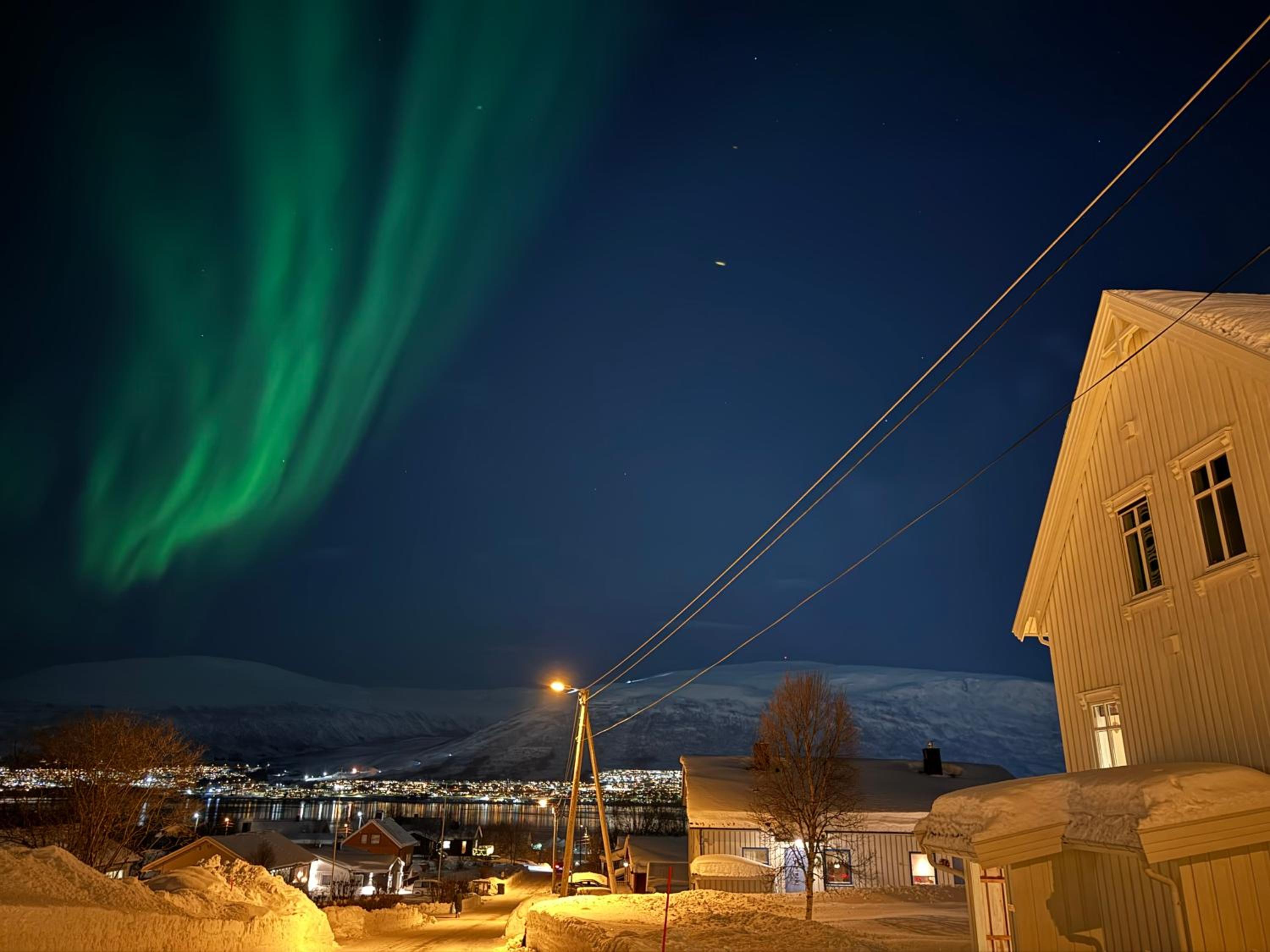 Arctic retreat - spacious apartment next to amazing nature
