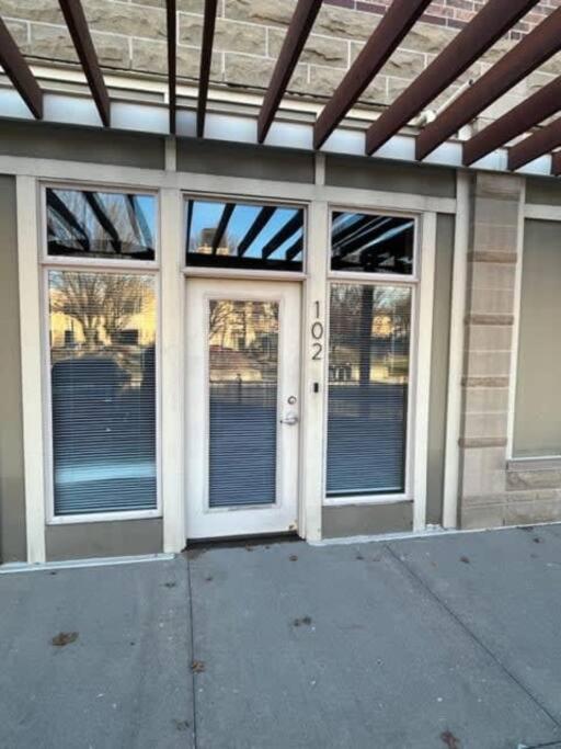 Cannery Square Short Term Rentals -102 view 4