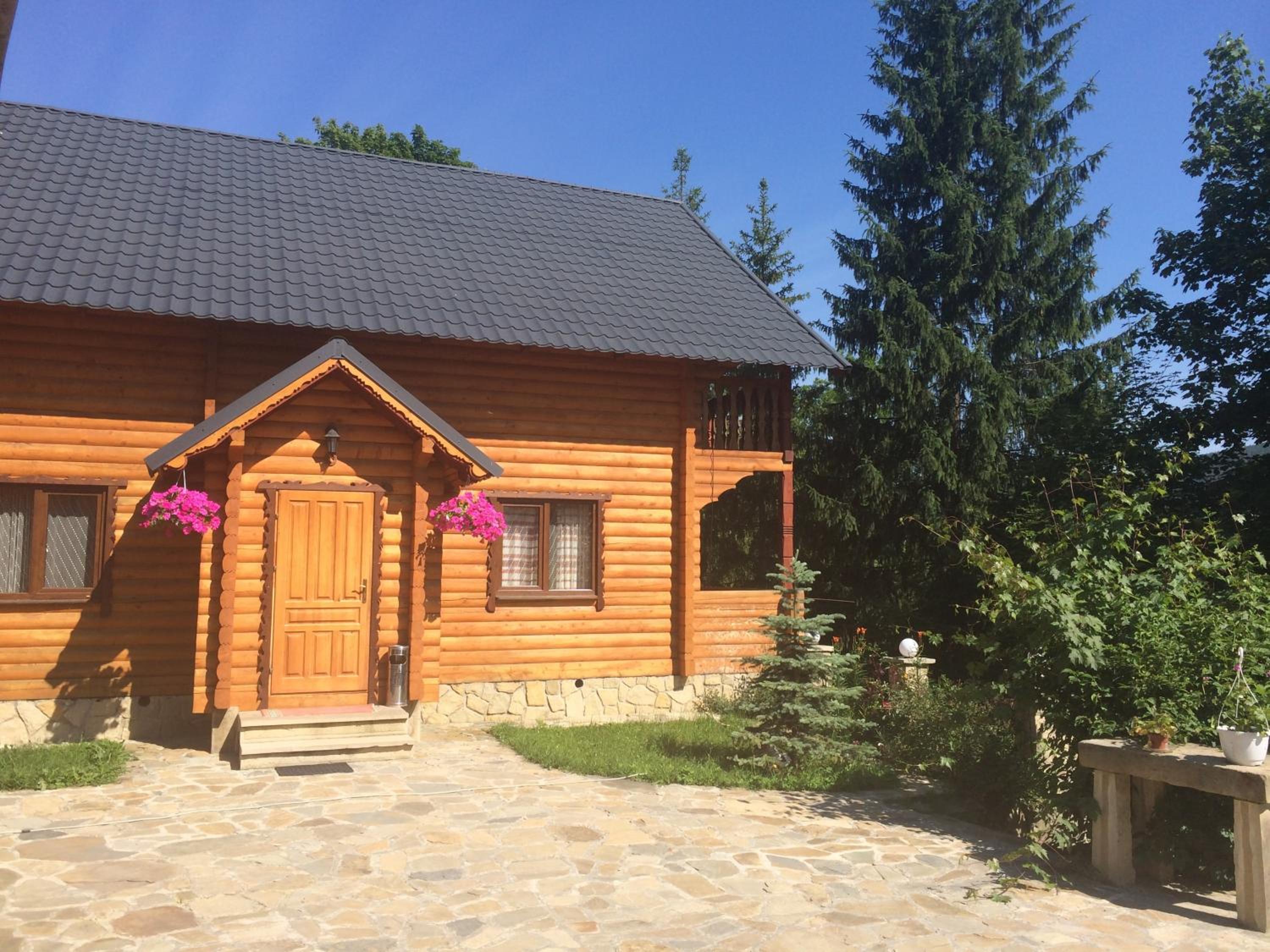 Villa PidStromom