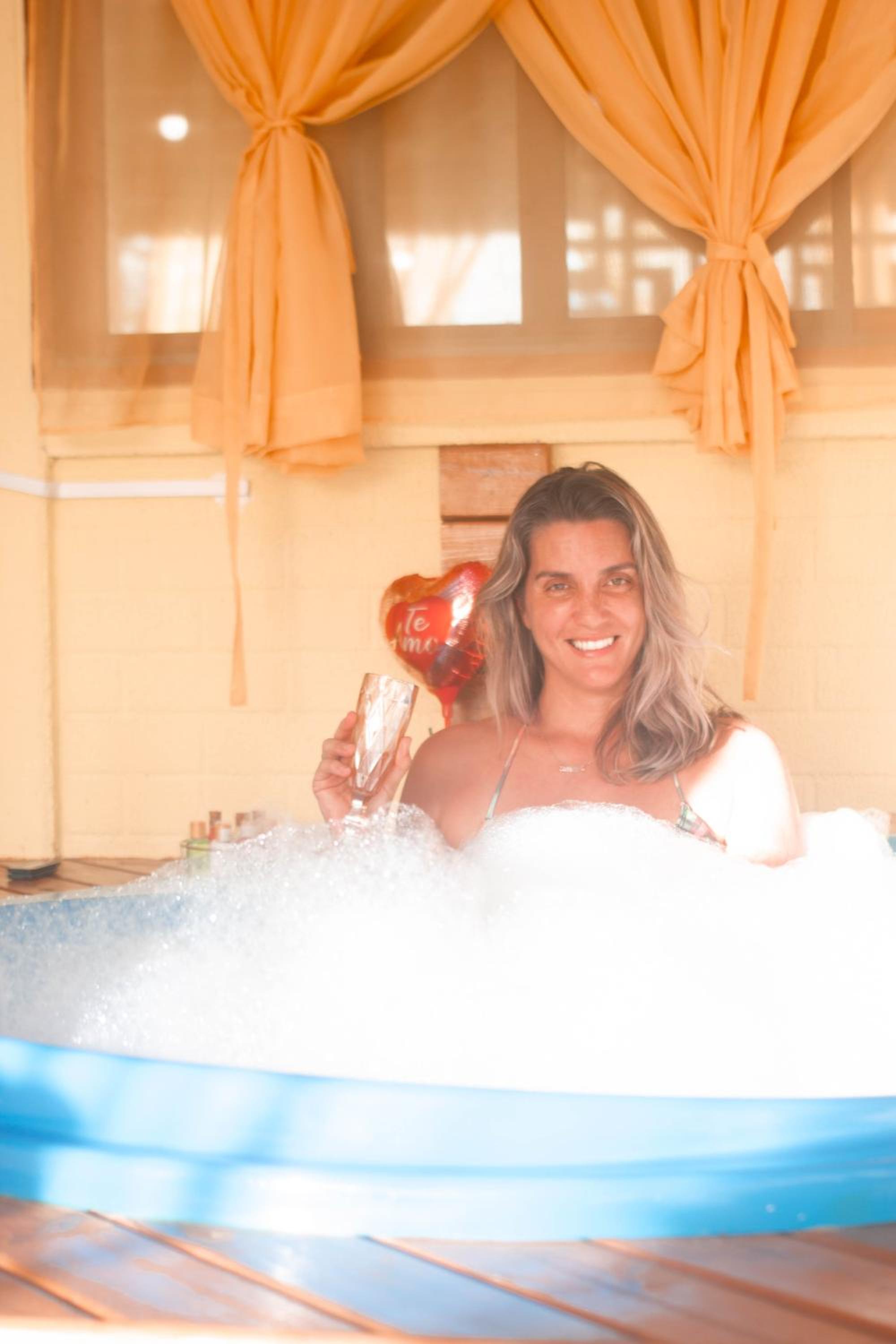 Magic house banheira de hidromassagem e piscina