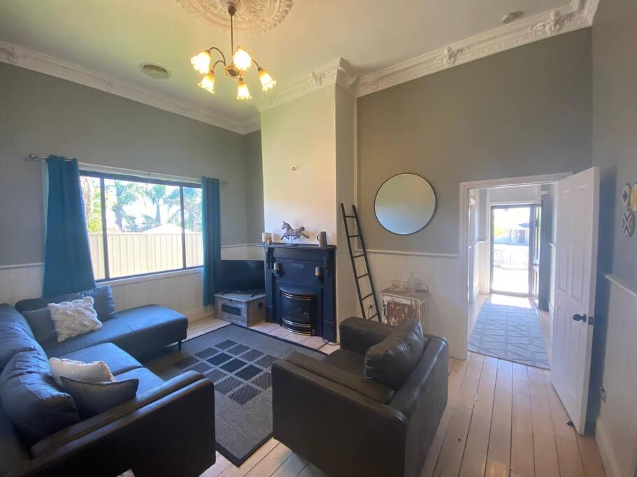 Charming 3 bedroom wine country cottage