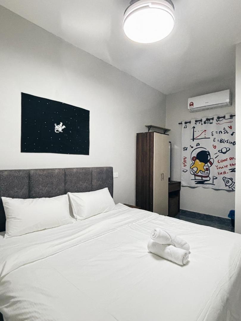 R8 Hotel-style Room With Projector #1min Walk to Ksl City Mall